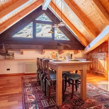The Aimone - Historic Alpine Retreat Appartamento