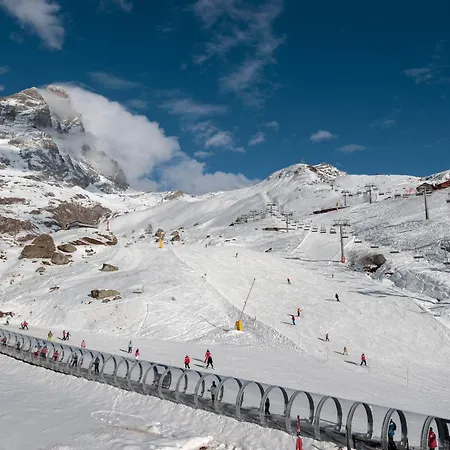 The Aimone - Historic Alpine Retreat Breuil-Cervinia