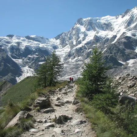 The Aimone - Historic Alpine Retreat Breuil-Cervinia